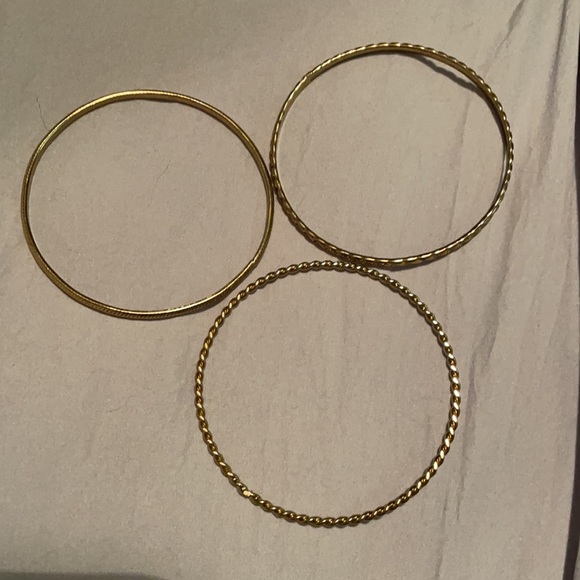 Kendra Scott Stackable Bracelet Set of 8 w bag - Picture 2 of 10